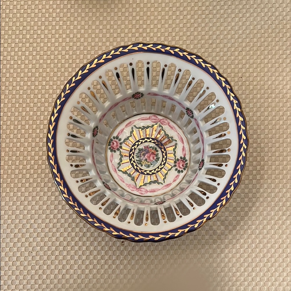 Royal Danube Hand-Painted Porcelain Reticulated Bowl with Floral Medallion